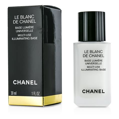 le blanc De Chanel makeup